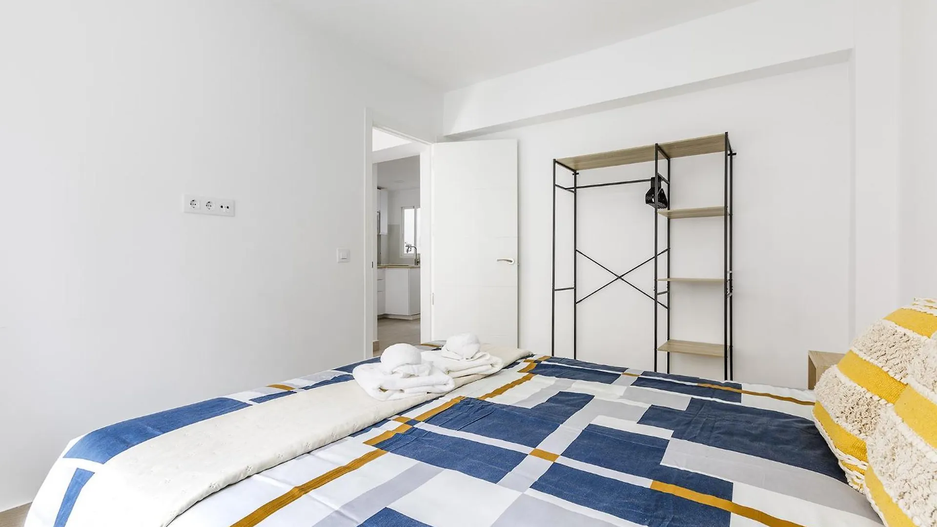 A&N Avenida 2 Torre Del Mar Apartment Spain