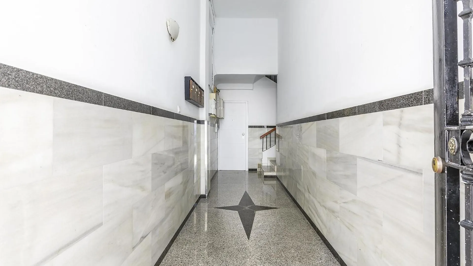 A&N Avenida 2 Torre Del Mar Apartment